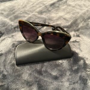 Le Specs - Beautiful Stranger (Brown Tort Shell)